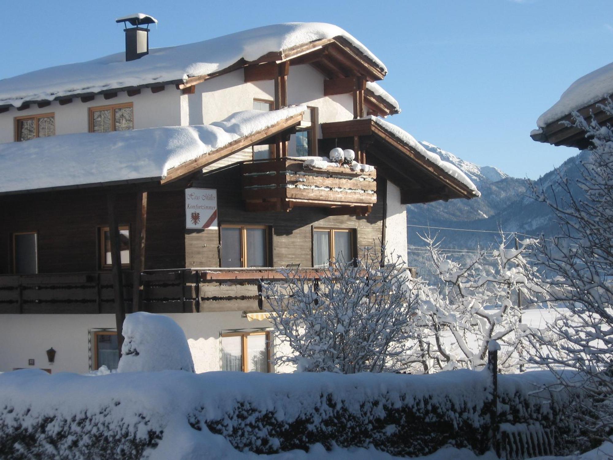 Hotel Haus Mueller à Reutte Extérieur photo
